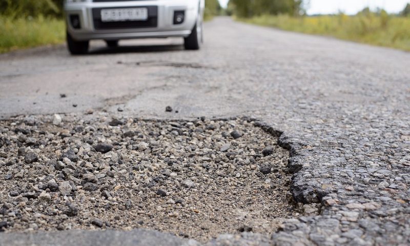 Drivers warned of effects of poor UK road conditions